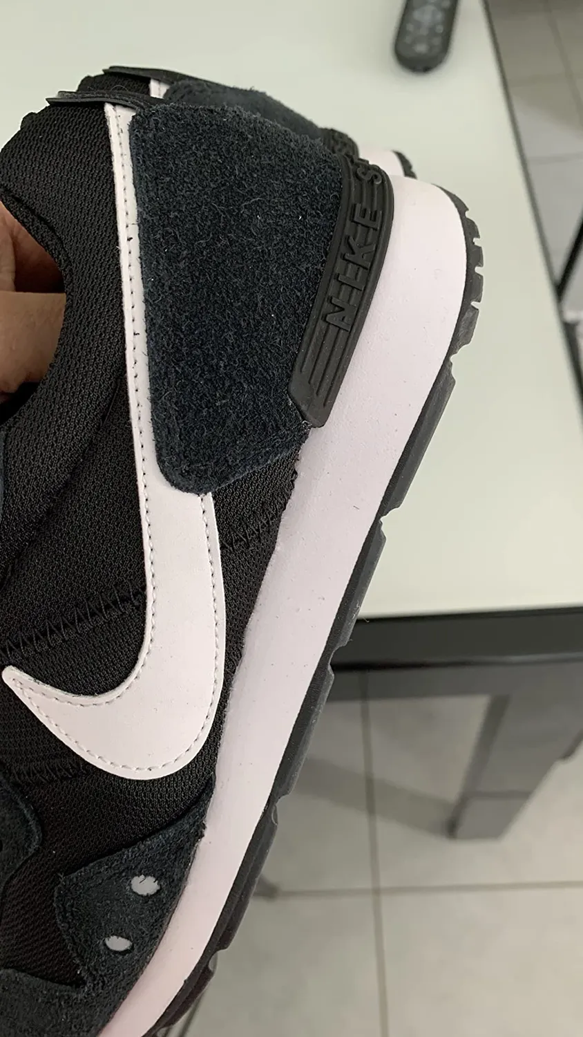 Nike Venture Runner scarpe ginnastica donna traspiranti