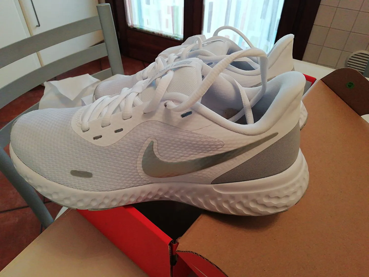 Nike Revolution 5 scarpe corsa donna nero
