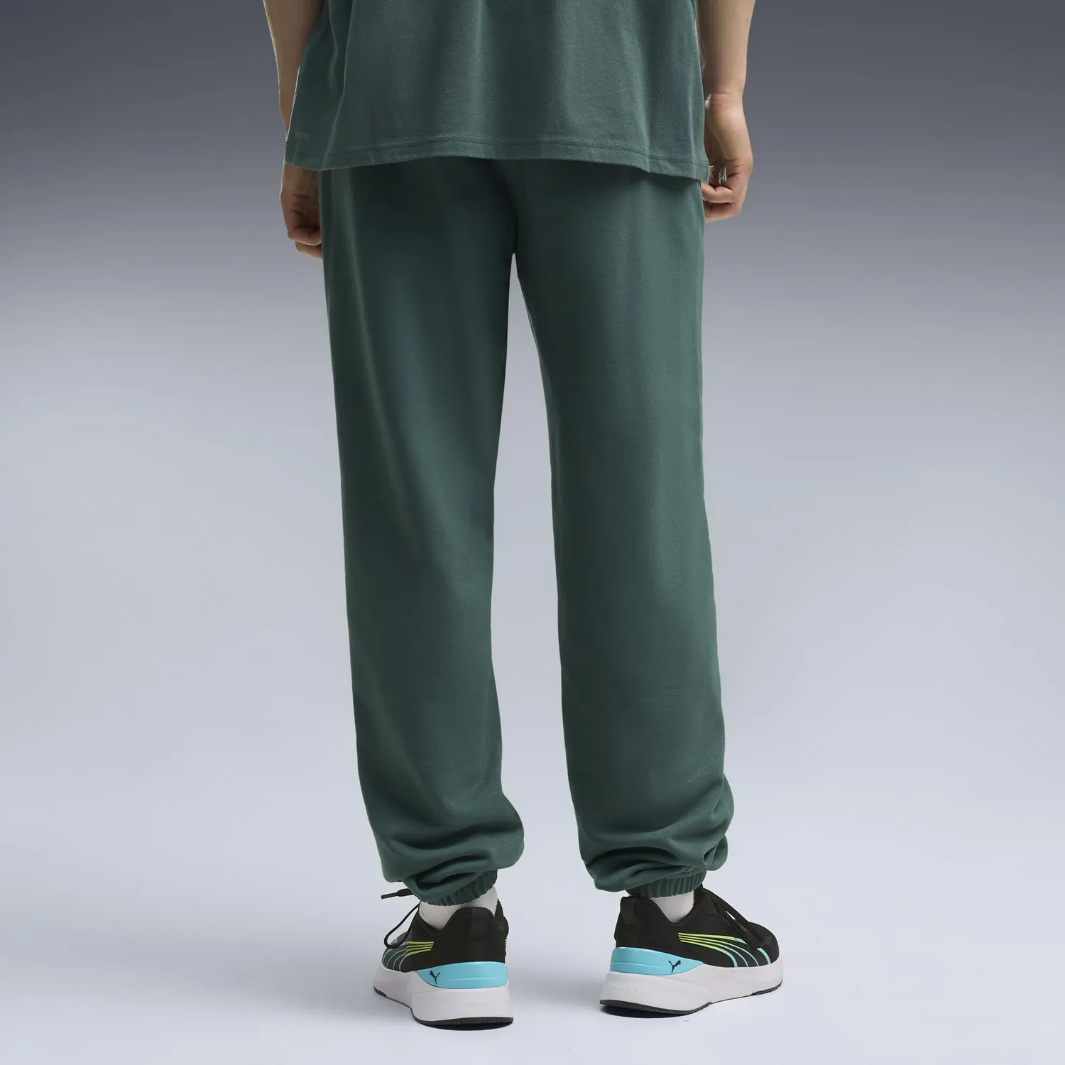 PUMA Crew French Terry pantaloni XS Herb Garden