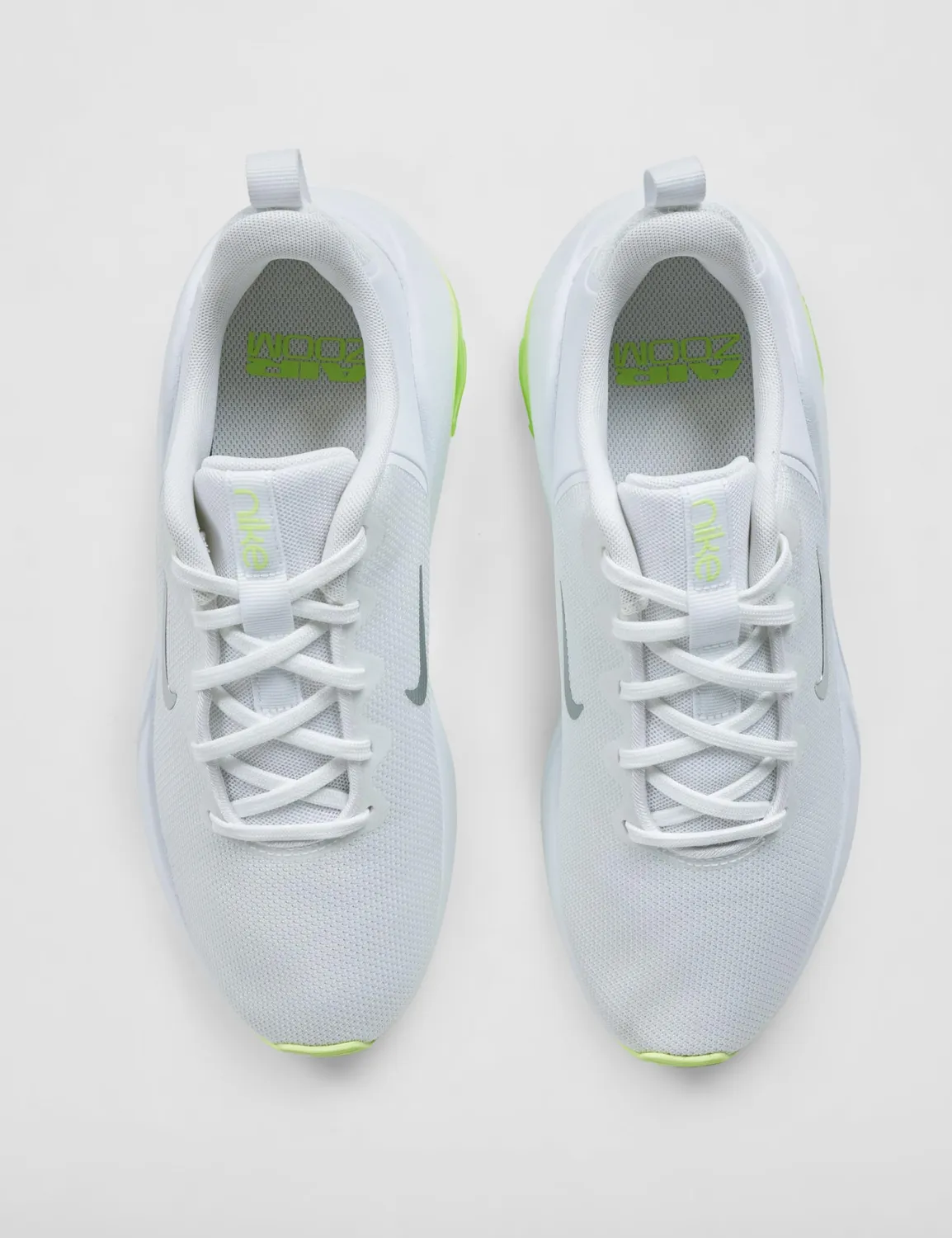 Nike Bella 7 scarpe training donna 38.5 EU bianco ammortizzate