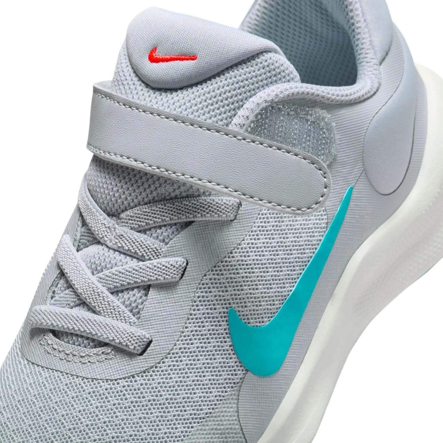 Nike Revolution 7 scarpa bimbi 31 EU velcro