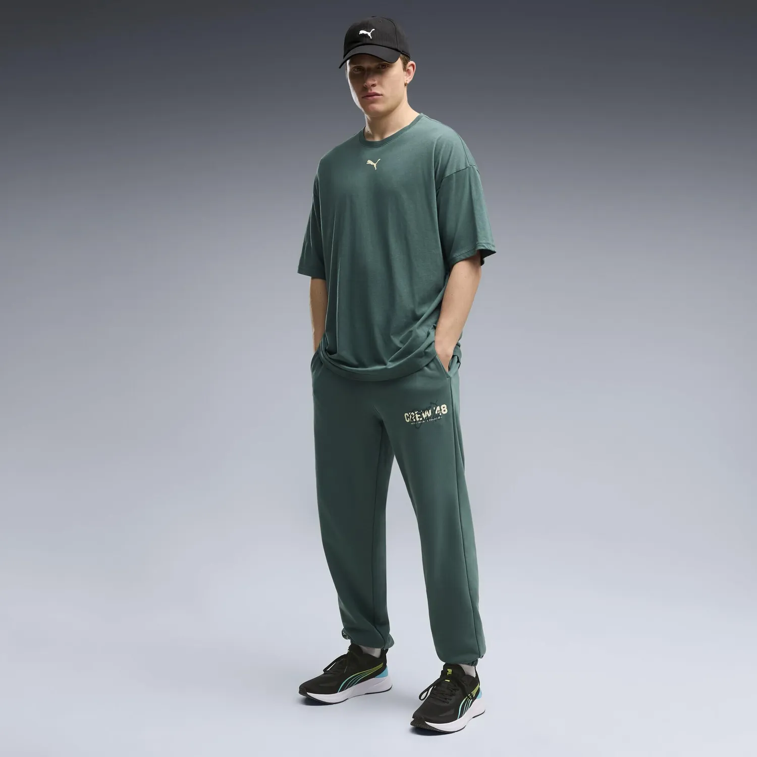 PUMA Crew French Terry pantaloni XS Herb Garden