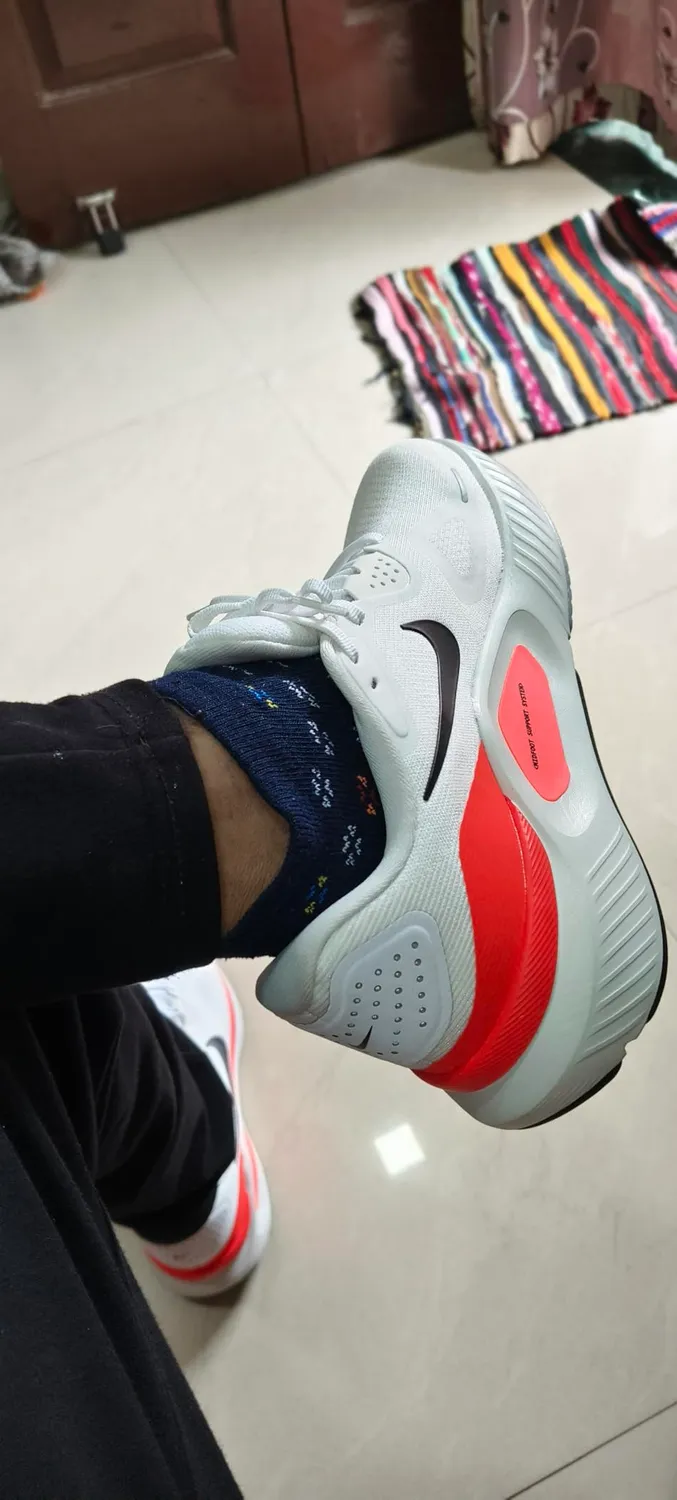 Nike Structure 26 Scarpe Corsa Uomo stabili ReactX