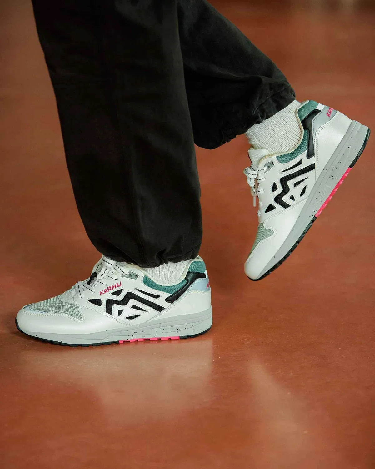 Karhu Legacy 96 sneakers bright white jet black pelle