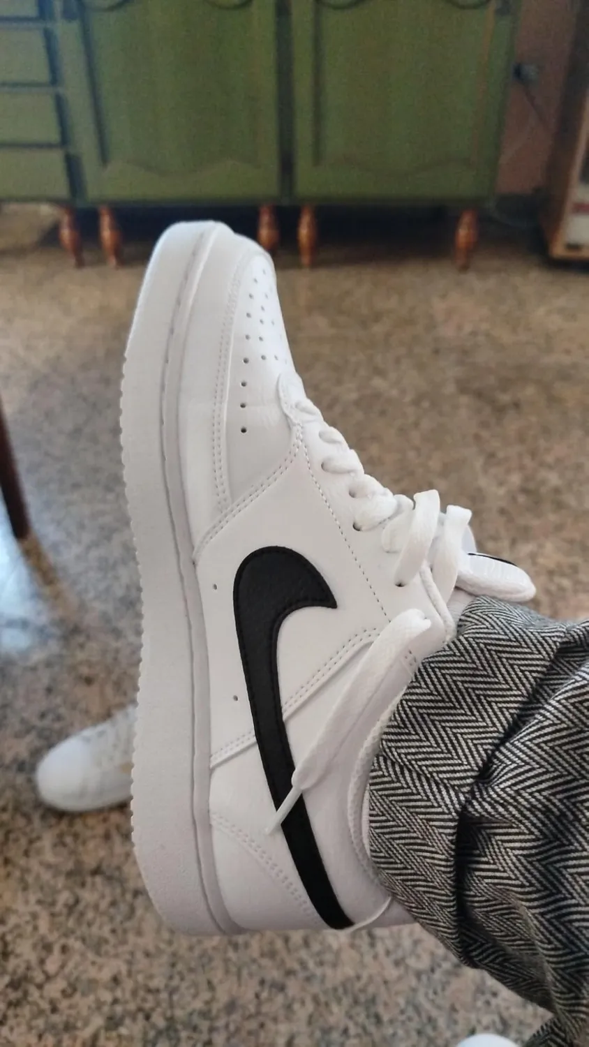 Nike Court Vision Low sneakers bianco nero 38.5 EU