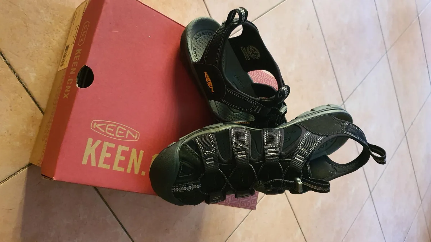 Keen Clearwater CNX sandali uomo trekking acqua