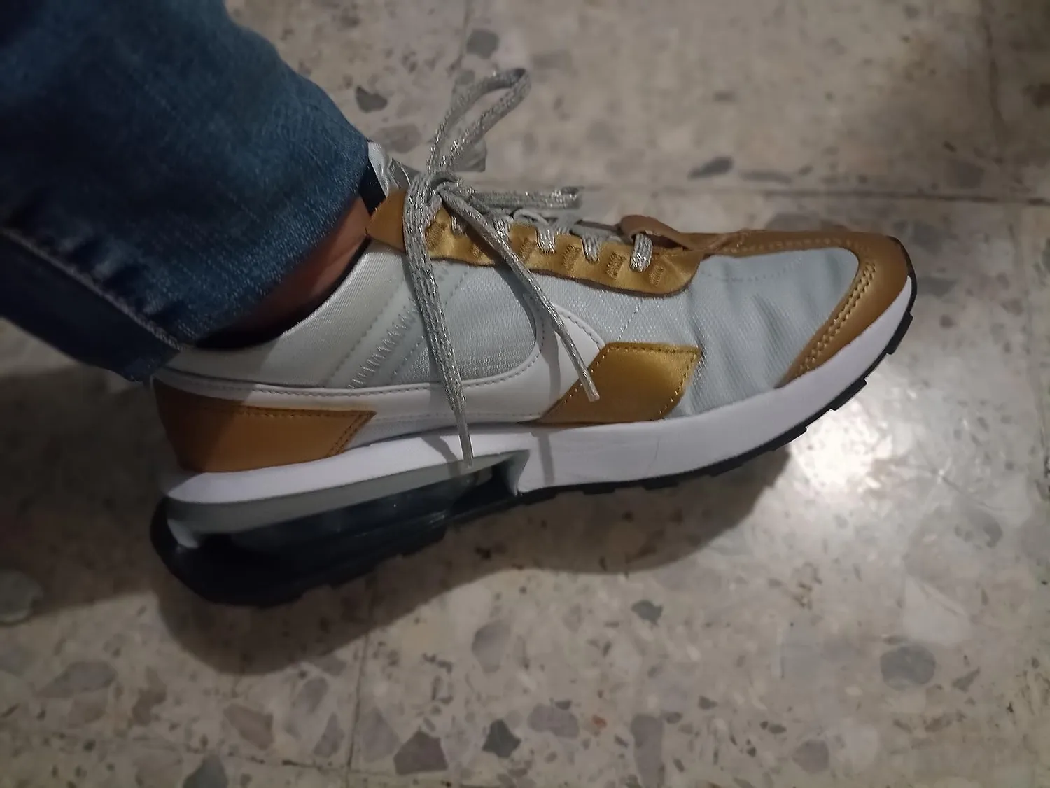 Nike Air Max Pre-Day sneakers donna 41 EU