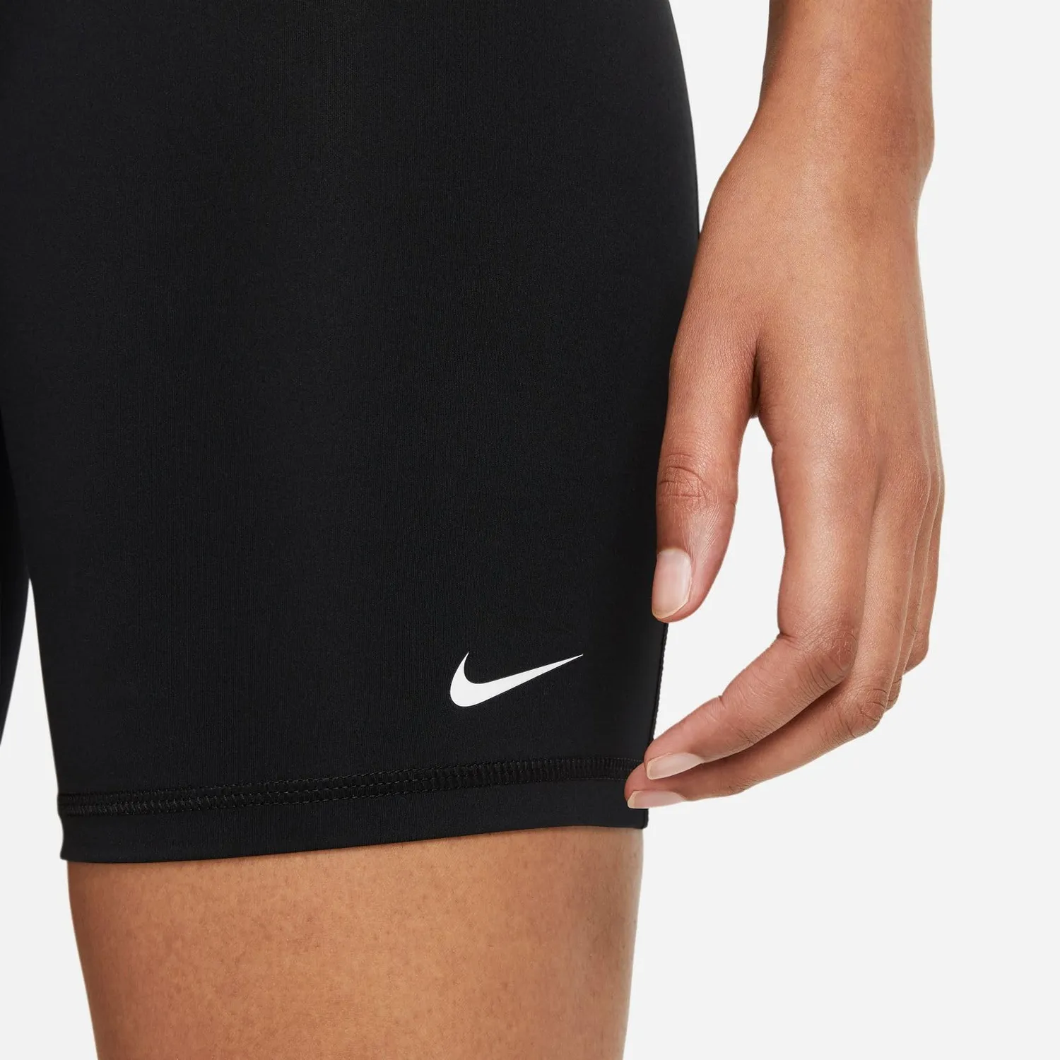 Nike Pro 365 short donna S Black White
