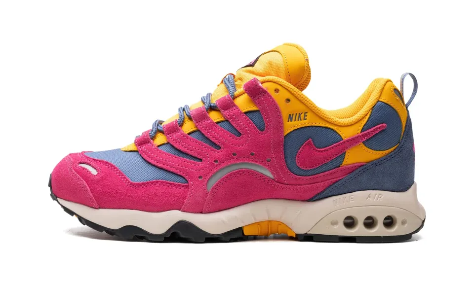 Nike Air Terra Humara SP scarpe 42 EU multicolore mesh