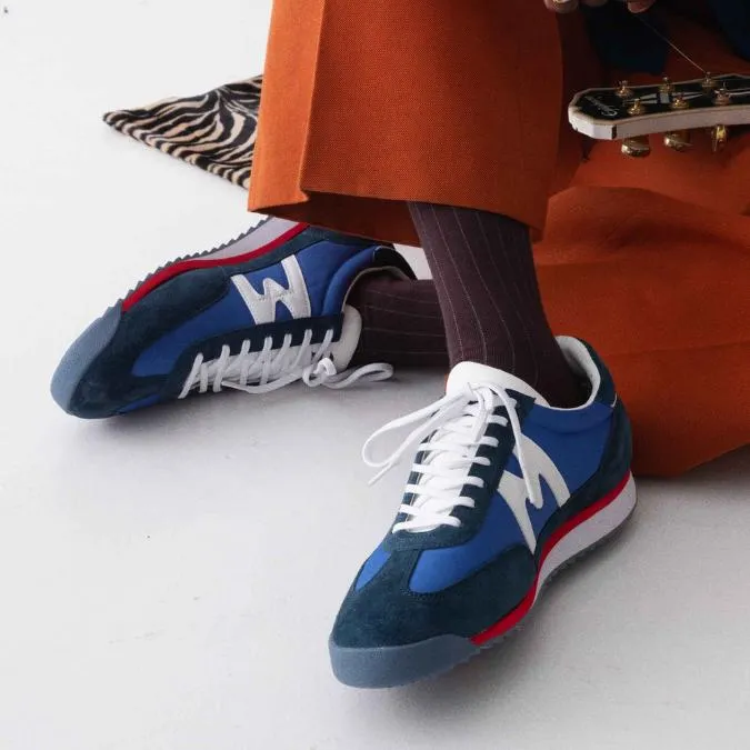 Karhu Mestari 76 scarpe Classic Blue White suede