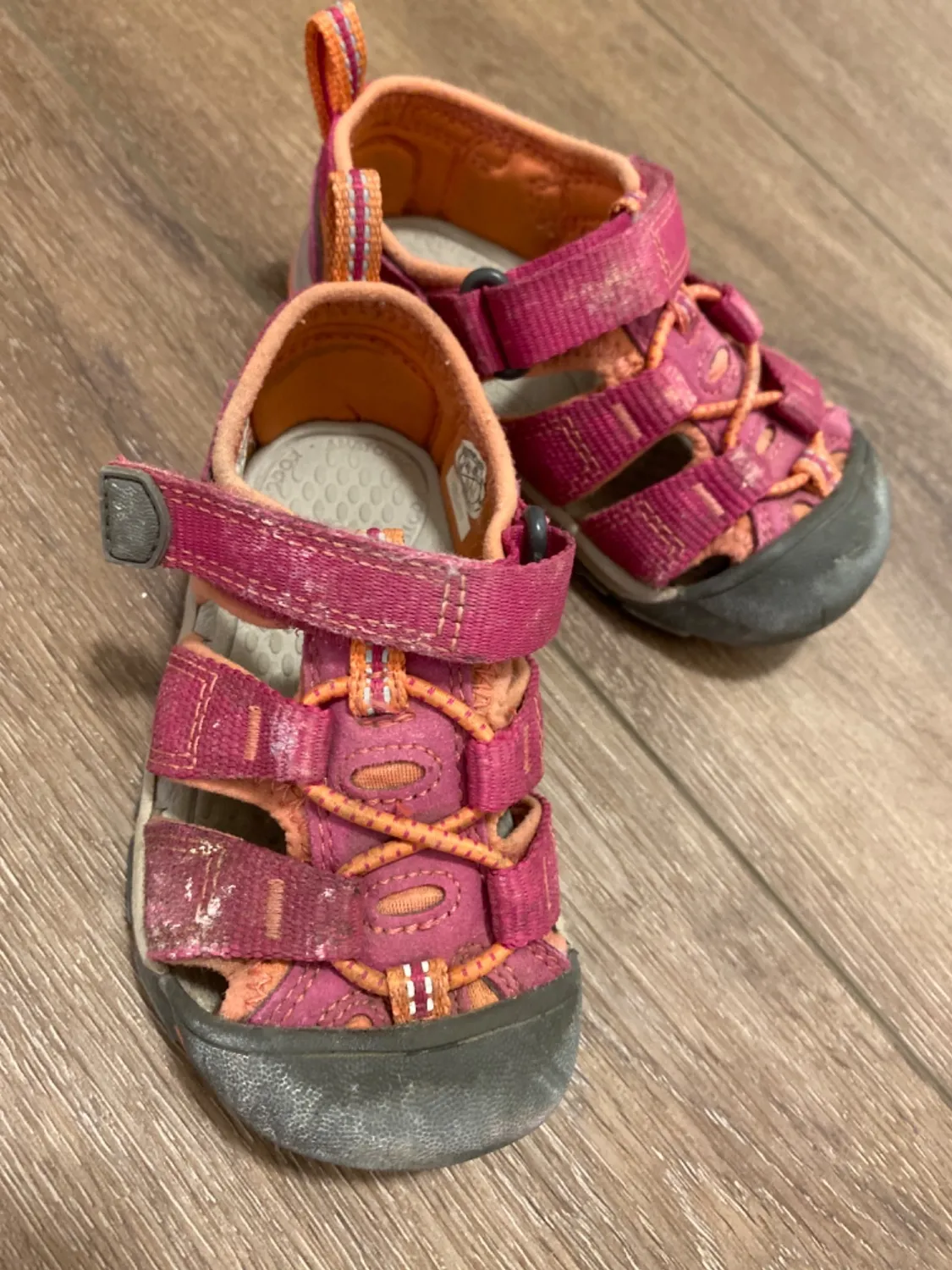 Keen Newport H2 sandali bambino 23 EU punta chiusa
