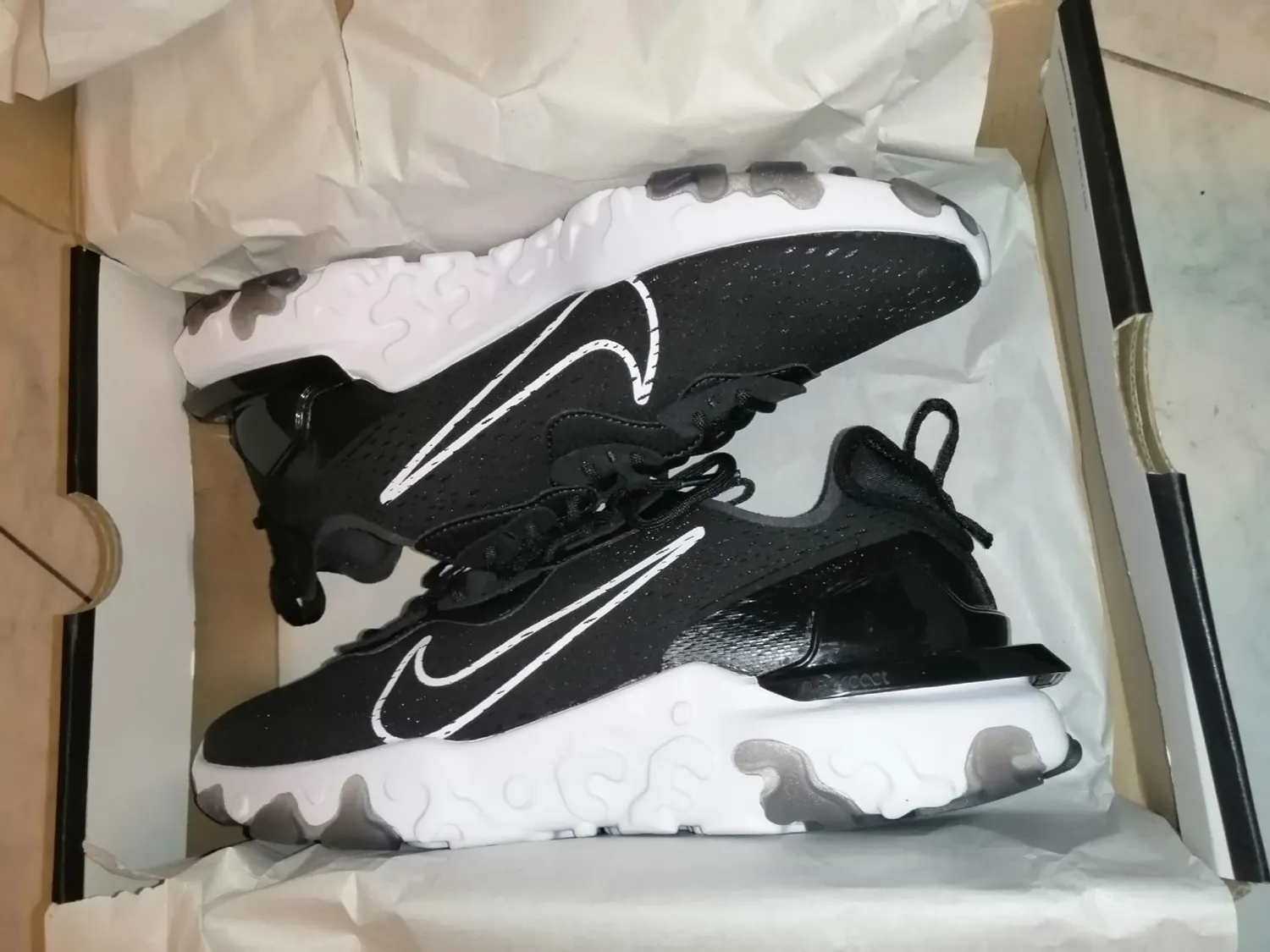 Nike React Vision scarpe running nero 44 EU