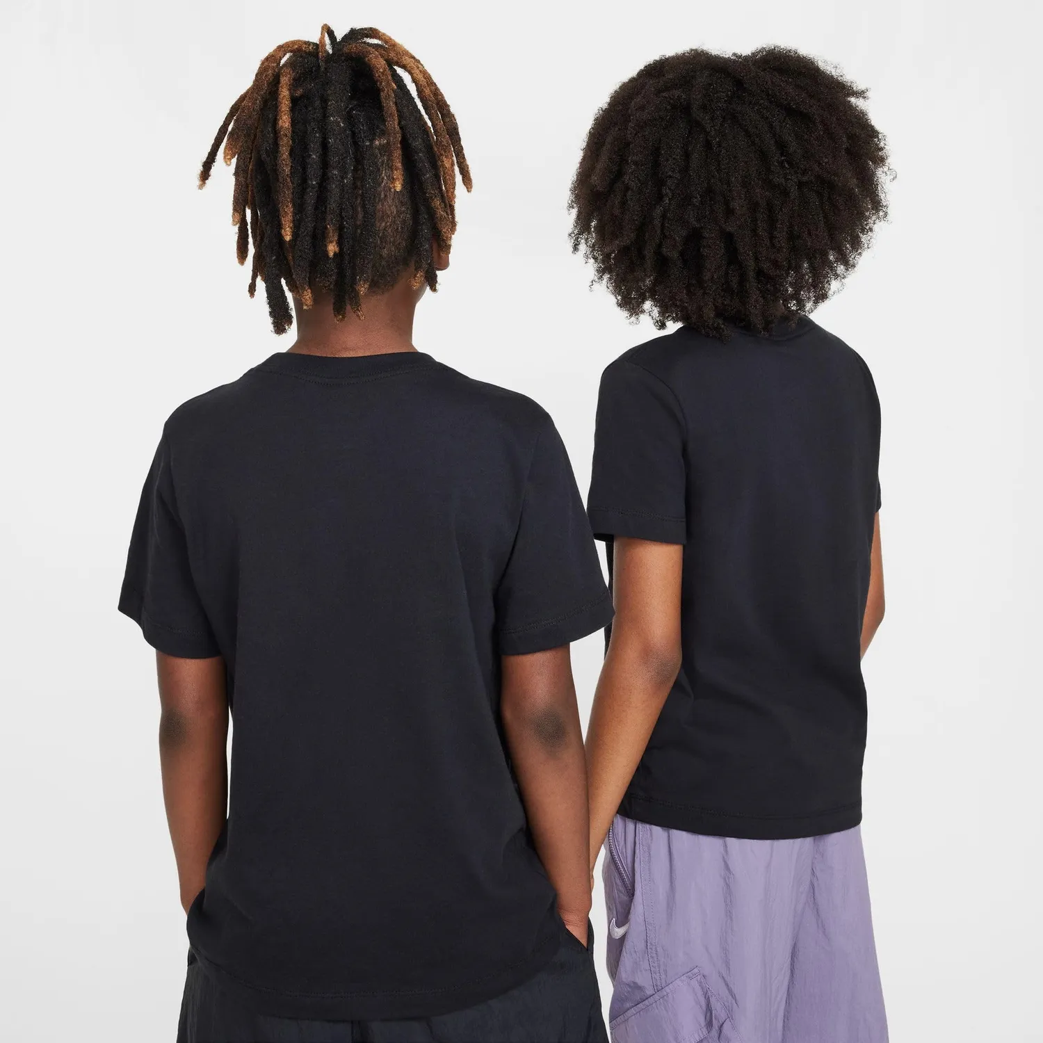 Nike NSW Tee Emb Futura Lbr maglietta 12 anni unisex
