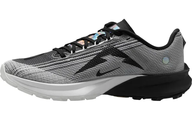 Nike Kiger 10 scarpe trail running 44.5 EU
