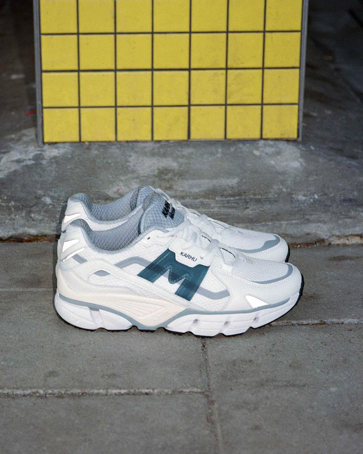 Karhu Super Fulcrum sneakers white deep dive traspiranti