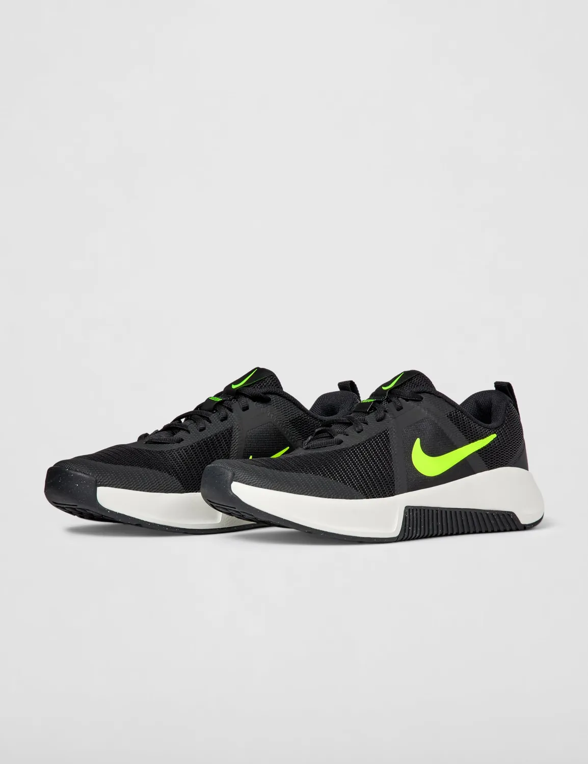 Nike MC Trainer 3 scarpe training nero uomo