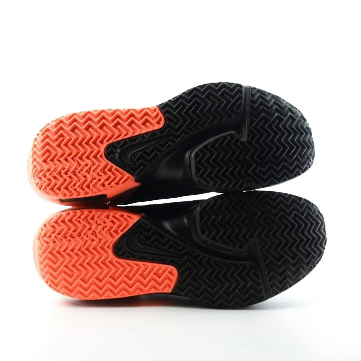 Nike LeBron Witness 6 scarpe basket nero 44,5 EU ammortizzate