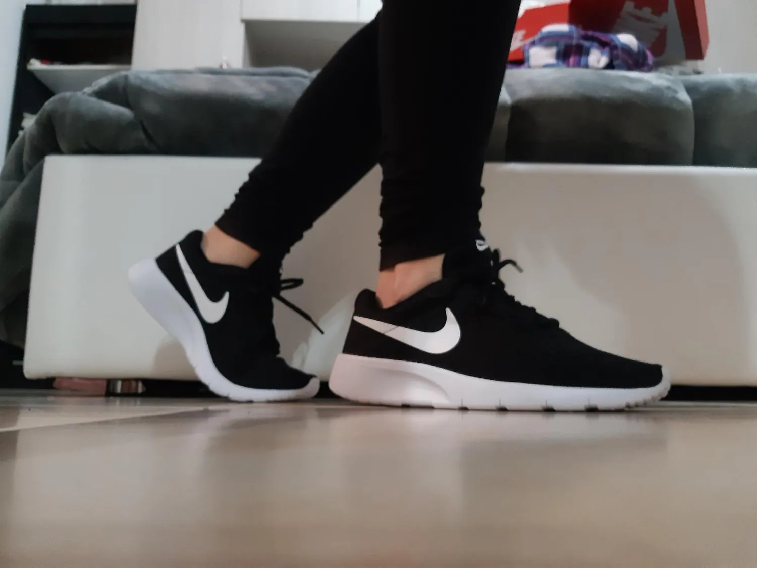 Nike Tanjun scarpe ginnastica donna 40 EU