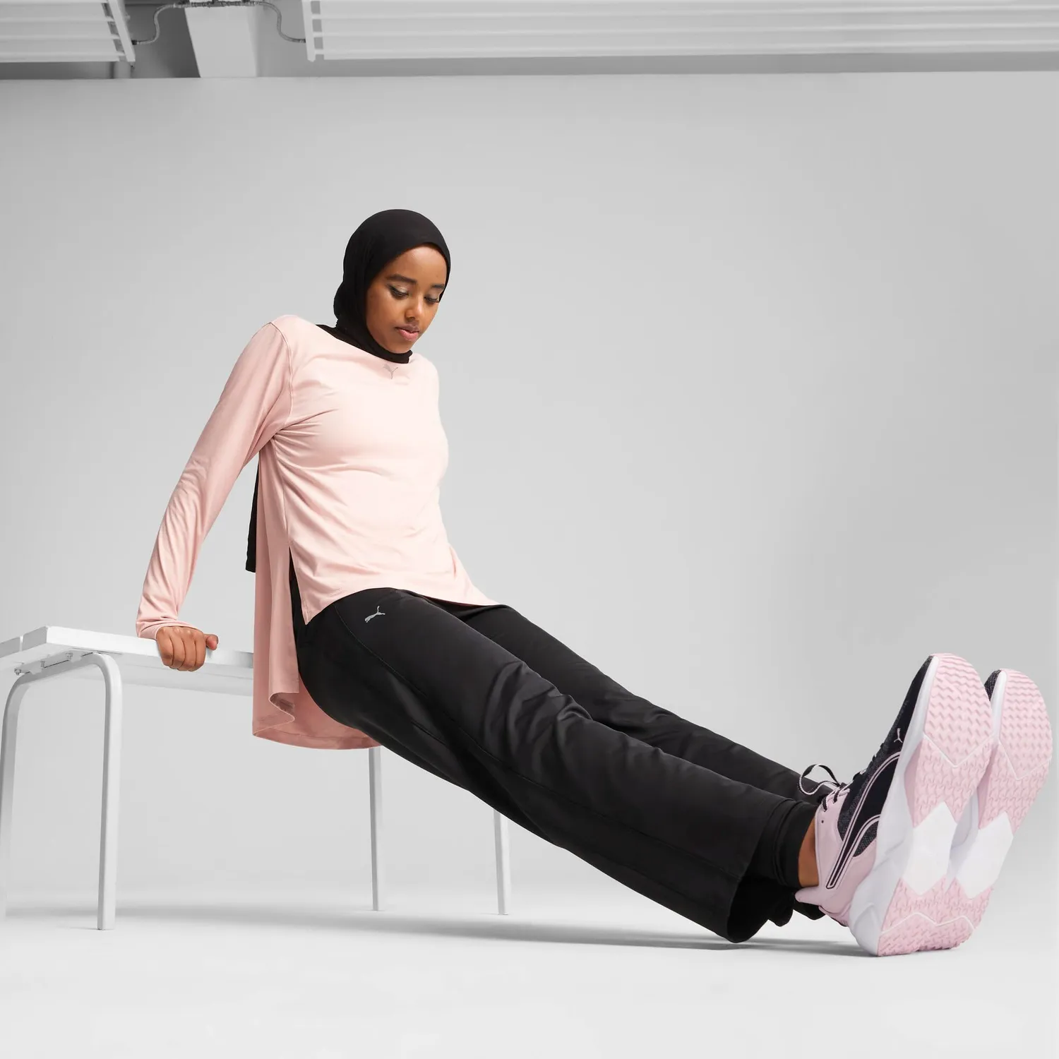 PUMA Modest Pants pantaloni donna taglia S neri