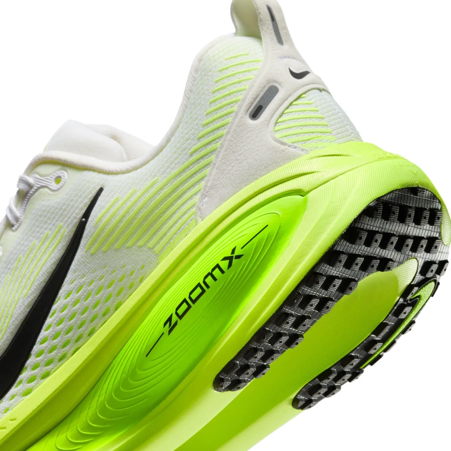 Nike Vomero 18 scarpe corsa donna bianco-verde ZoomX
