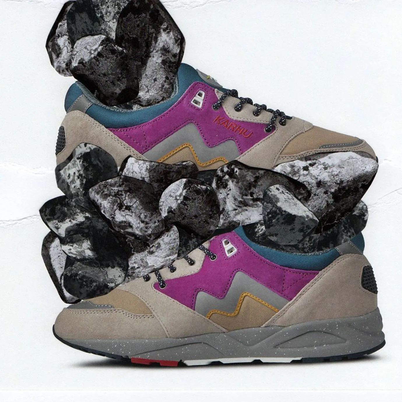 Karhu Aria 95 sneakers Silver Lining Mulberry in nylon