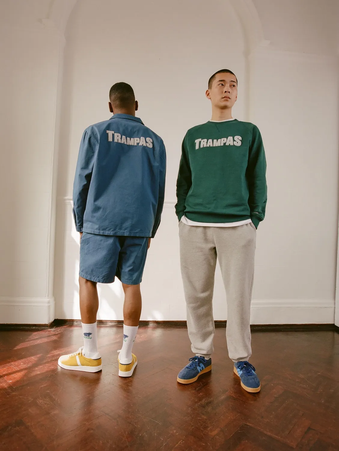 Karhu Trampas Logo felpa unisex verde cotone