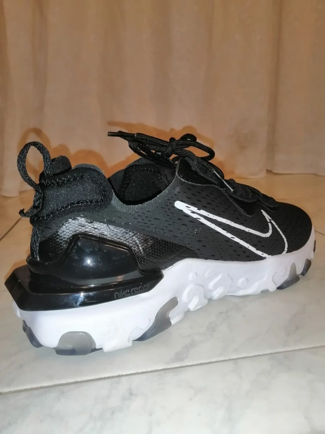 Nike React Vision scarpe running nero 44 EU