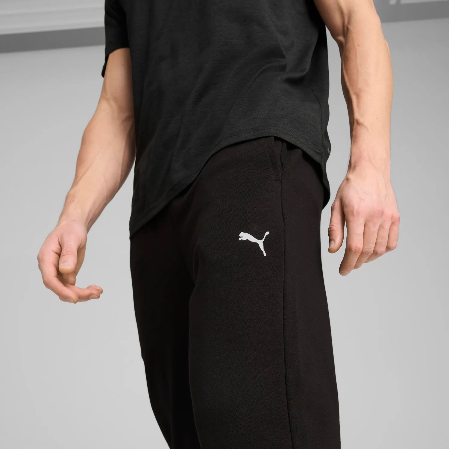 Puma Essentials Tad Jogger pantaloni tuta neri felpati