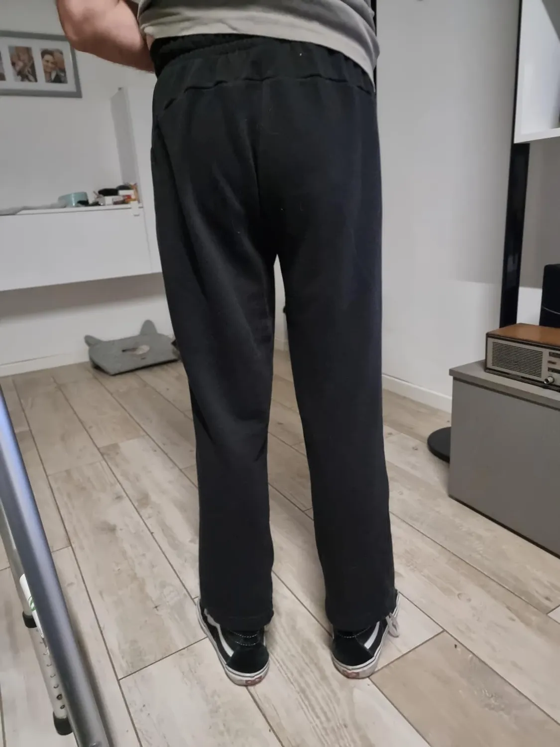 PUMA Ess No.1 Logo Sweatpants pantaloni uomo Nero tuta
