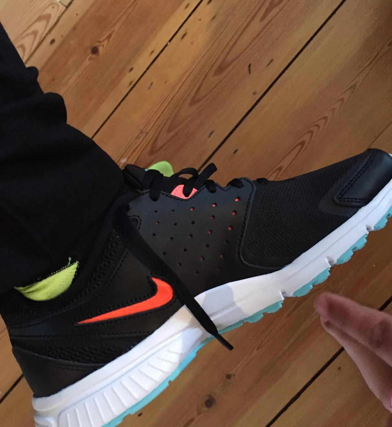 Nike Revolution scarpe running donna mesh leggere
