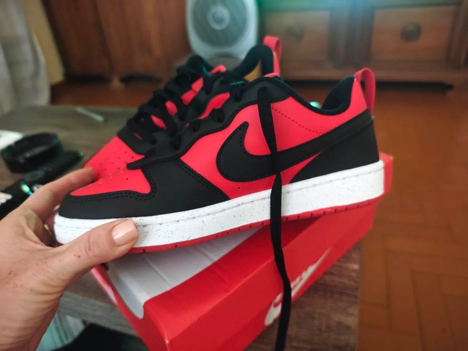 Nike Court Borough Low GS scarpe basket pelle