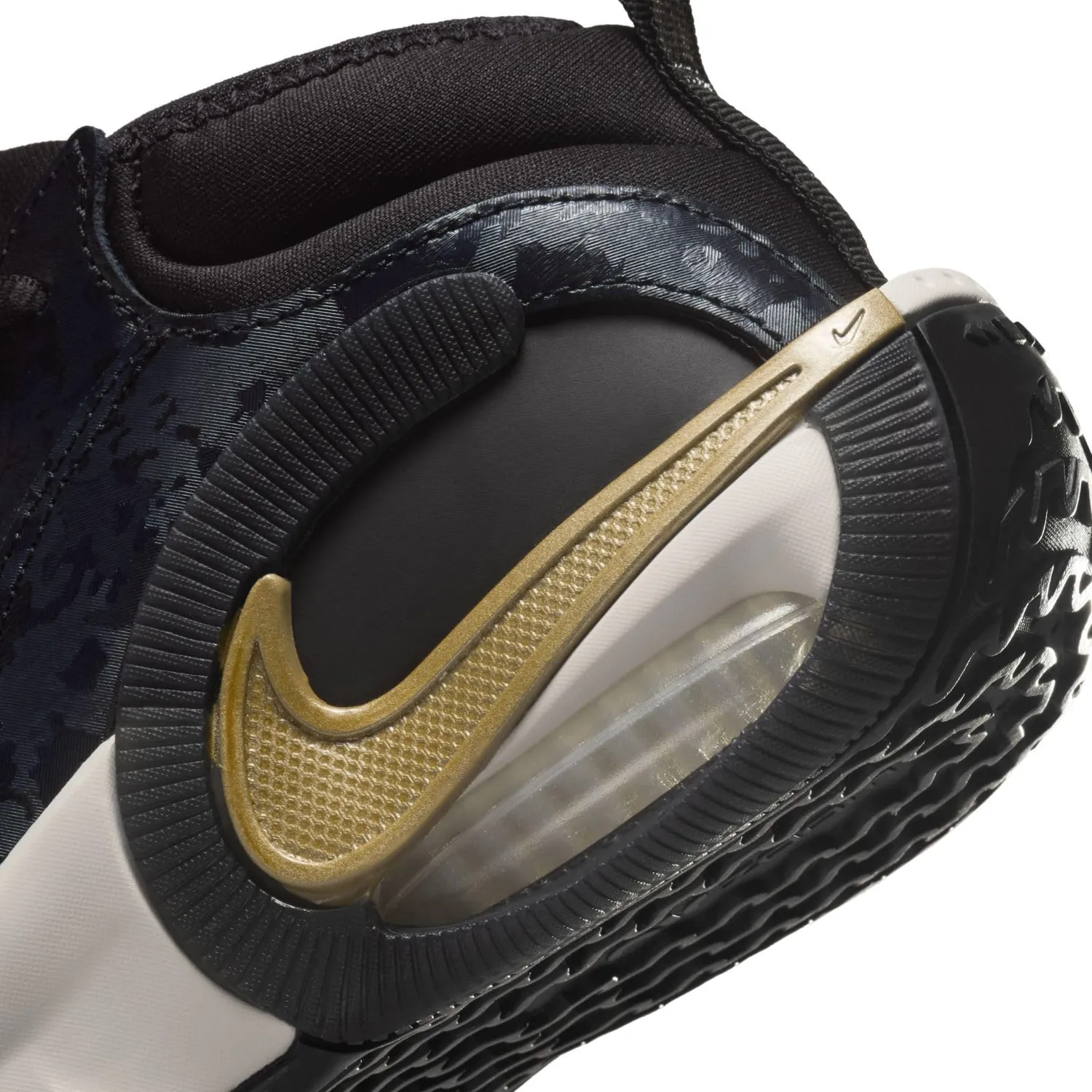 Nike Air Zoom Crossover 2 scarpe basket bimbi 32 EU