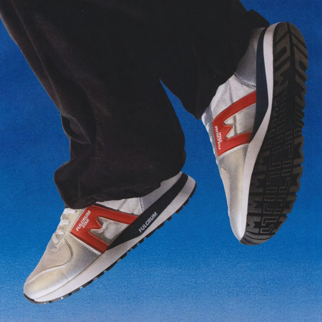 Karhu Fulcrum Star sneakers Silver Spicy Orange vegane