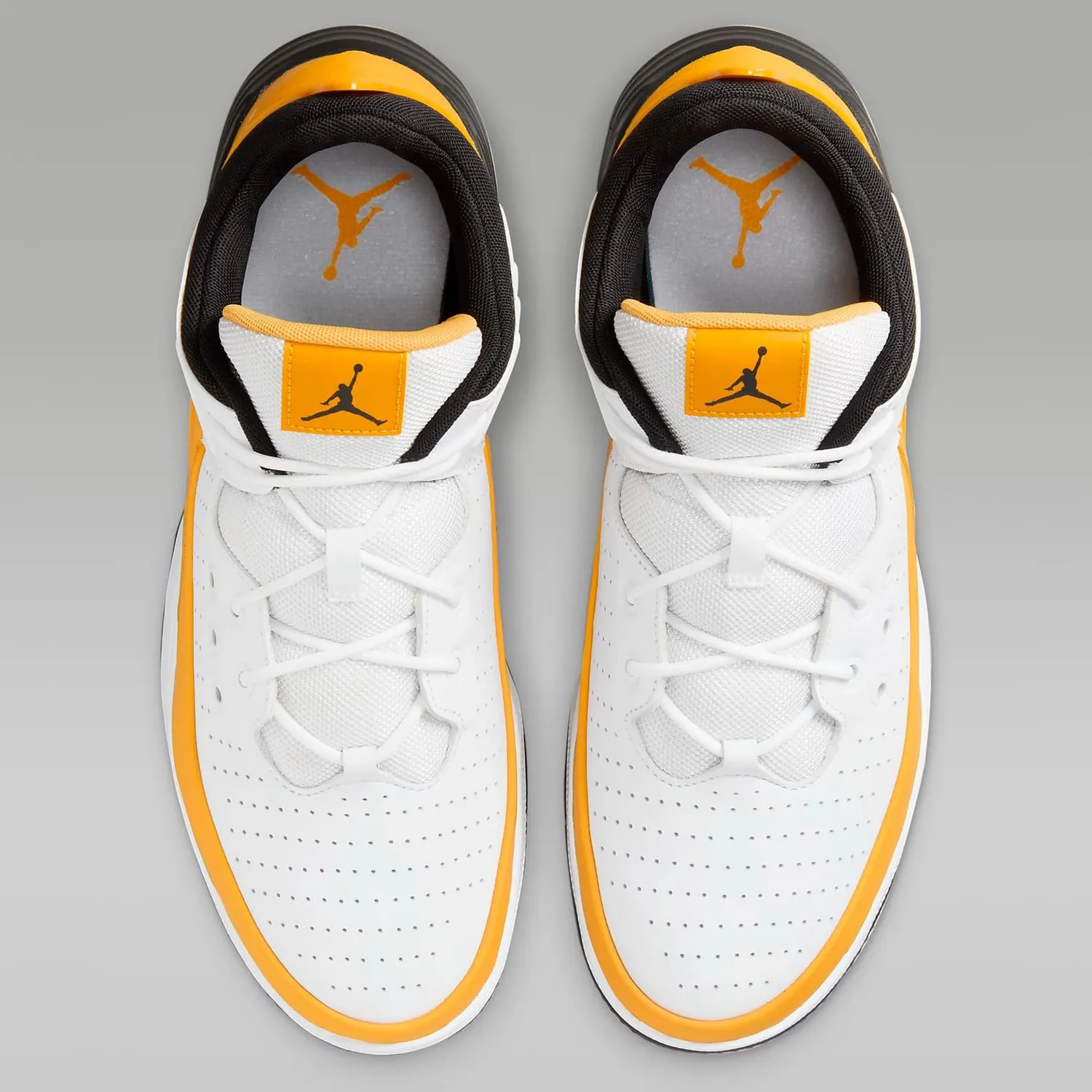 Nike Max Aura 5 scarpe da basket uomo leggere