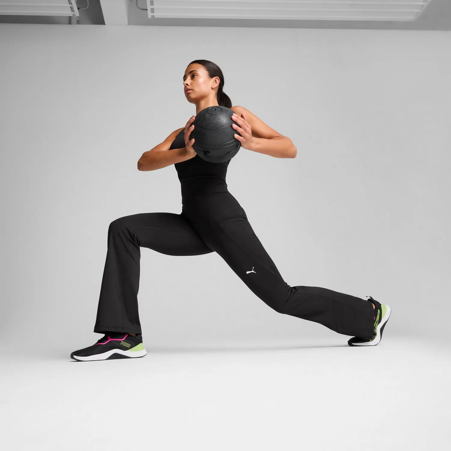 Puma Tad Essential pantaloni donna bootcut vita alta