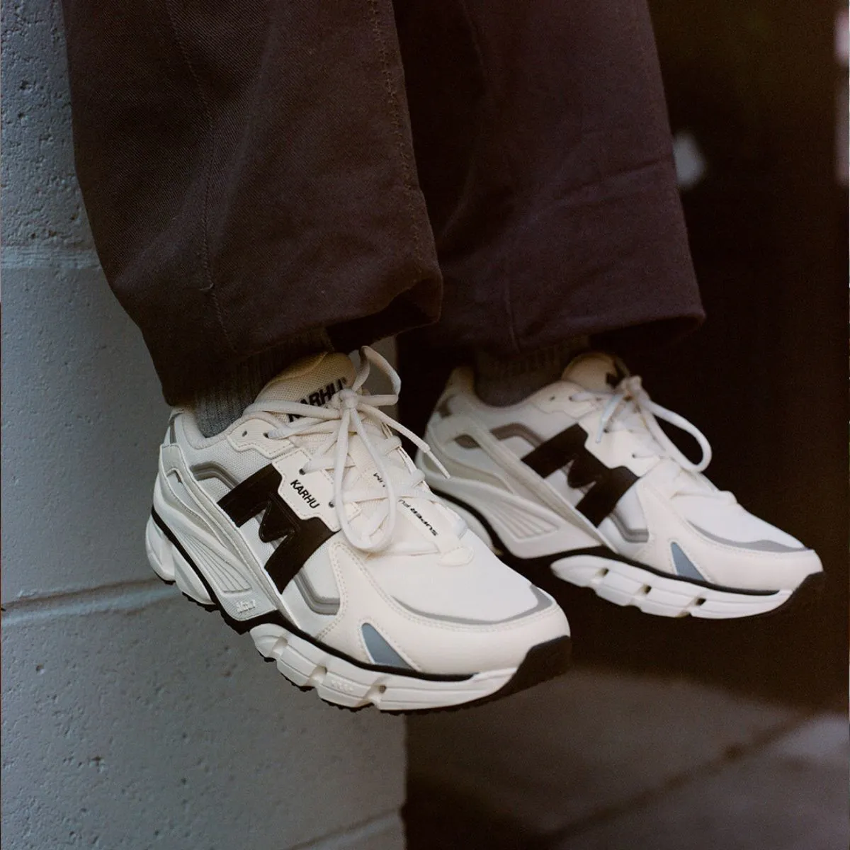 Karhu Super Fulcrum sneakers vanilla ice black donna uomo