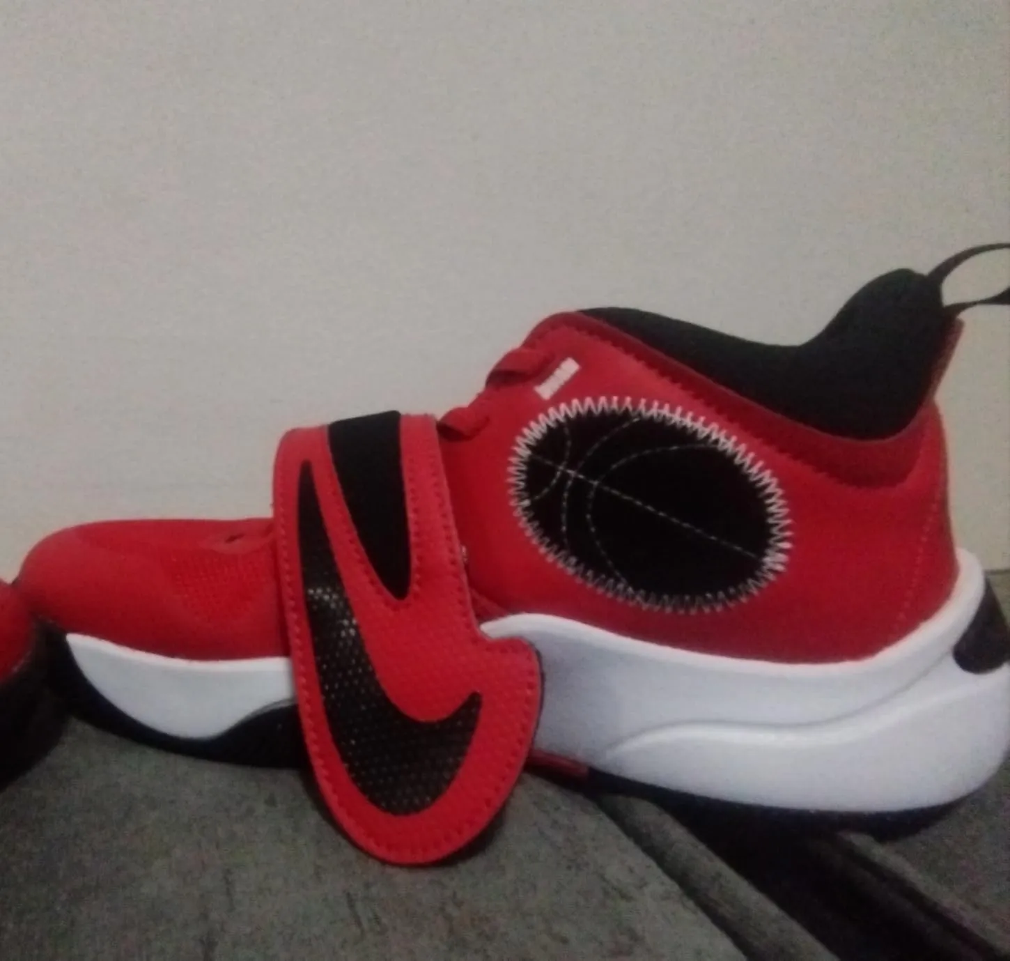 Nike Team Hustle D 11 scarpe basket ragazzi