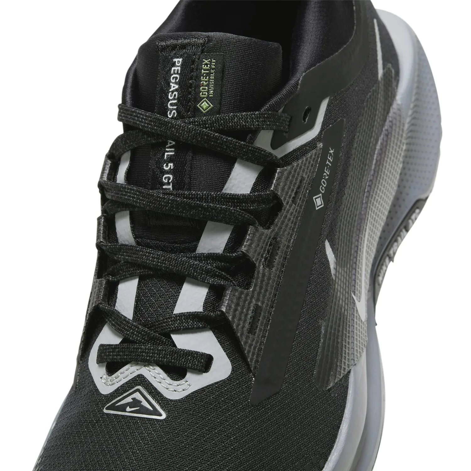 Nike Pegasus Trail 5 Gore-Tex scarpe donna