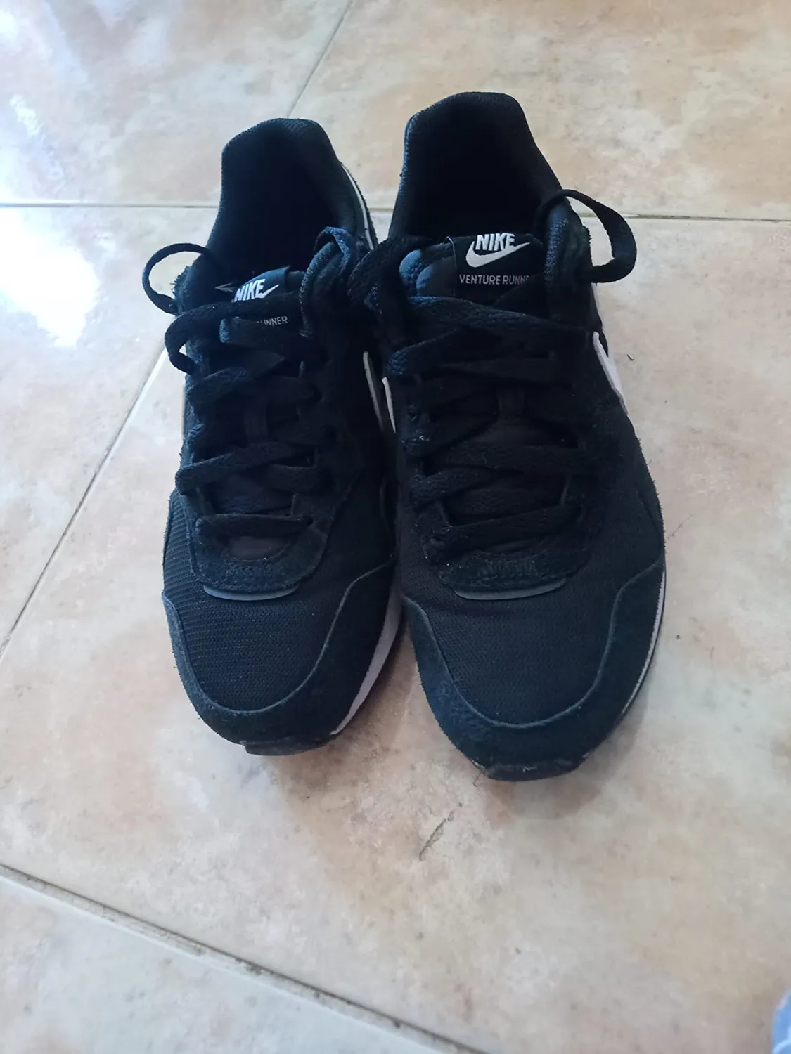 Nike Venture Runner scarpe ginnastica donna traspiranti