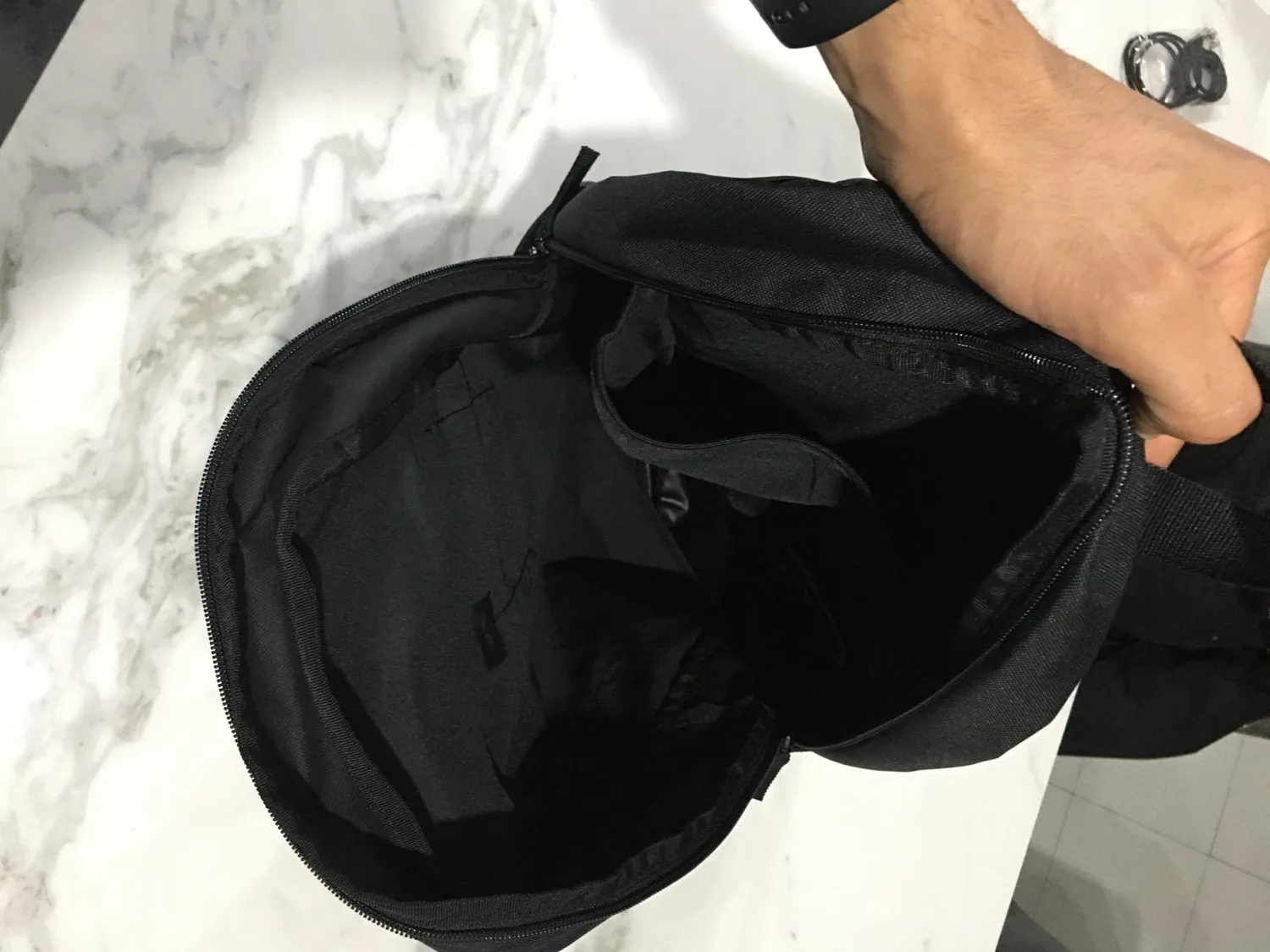 Puma Buzz Backpack zaino 28 L nero multitasche