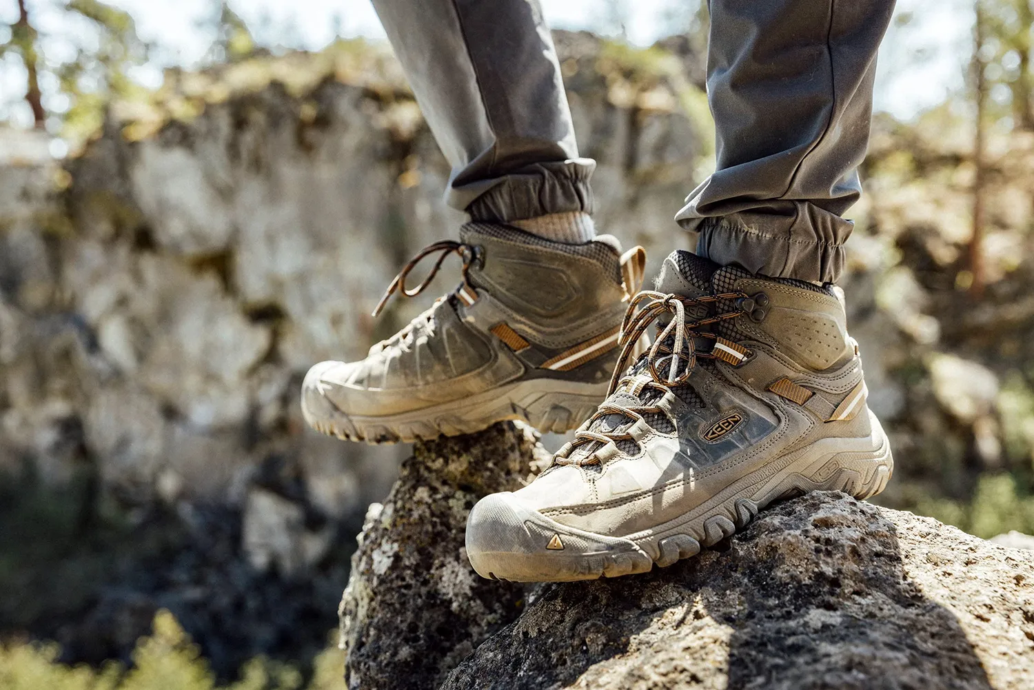 Keen Targhee III Mid scarponcino trekking uomo 39.5 oliva