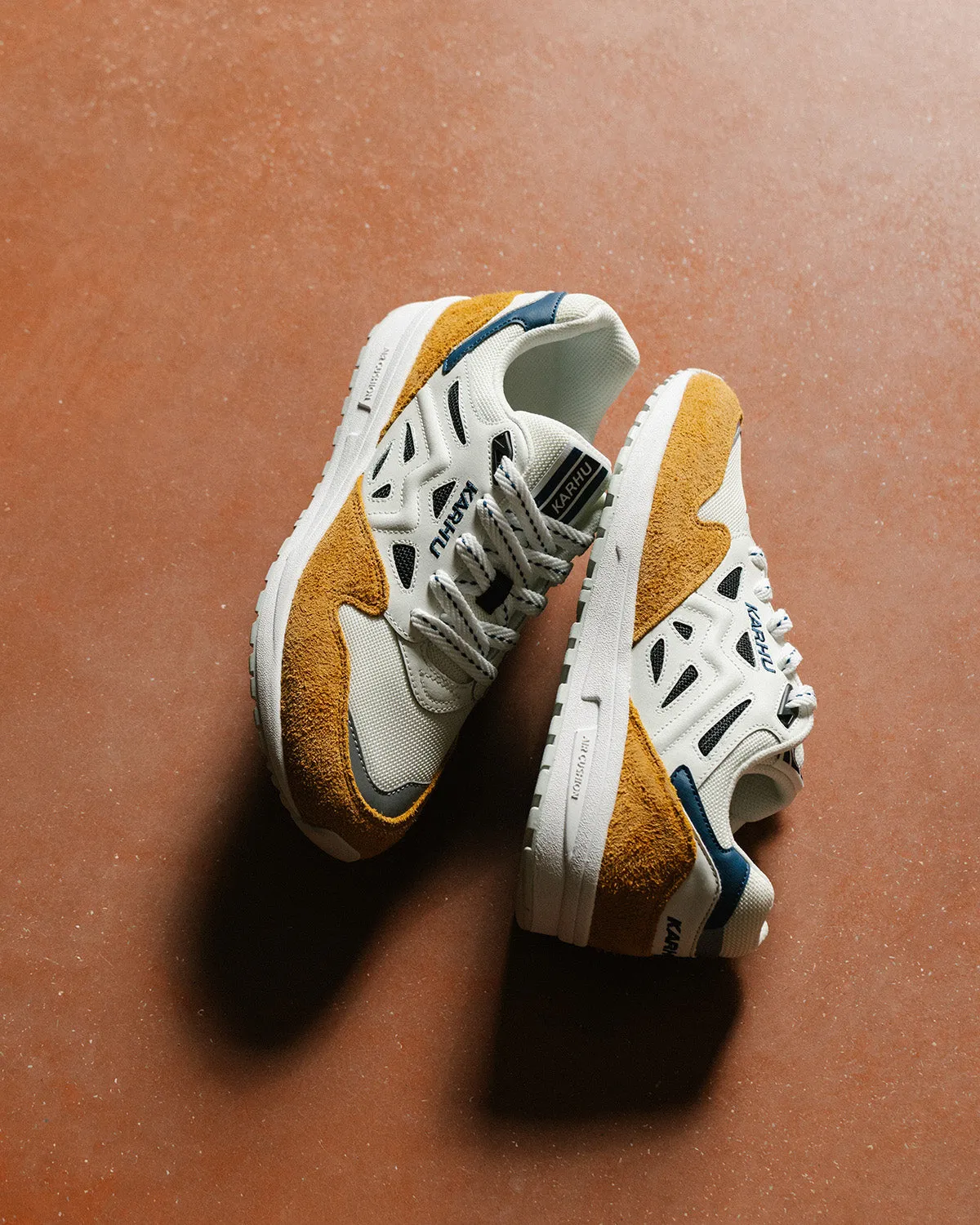 Karhu Legacy 96 Pumpkin Spice sneakers bianche in pelle