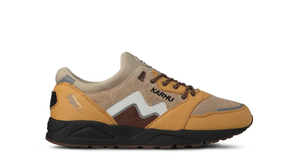 Karhu Aria 95 sneakers Oak Buff White in pelle
