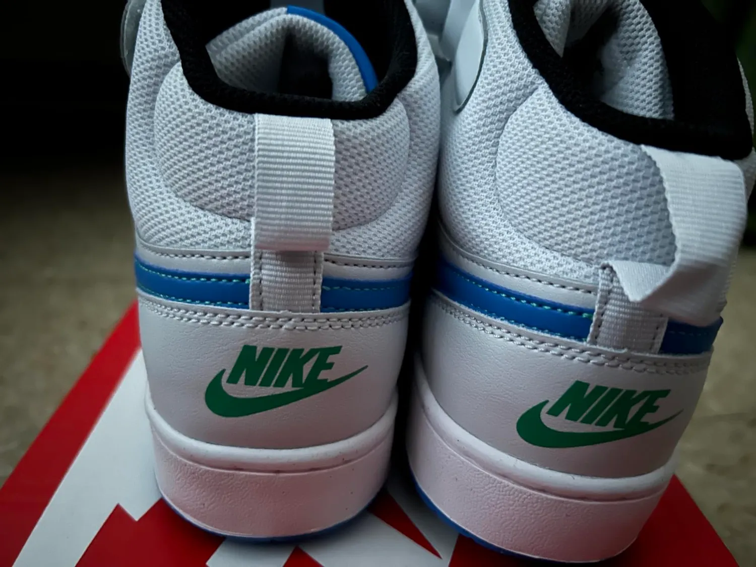 Nike Court Borough Mid 2 sneakers bimbo bianche 31.5