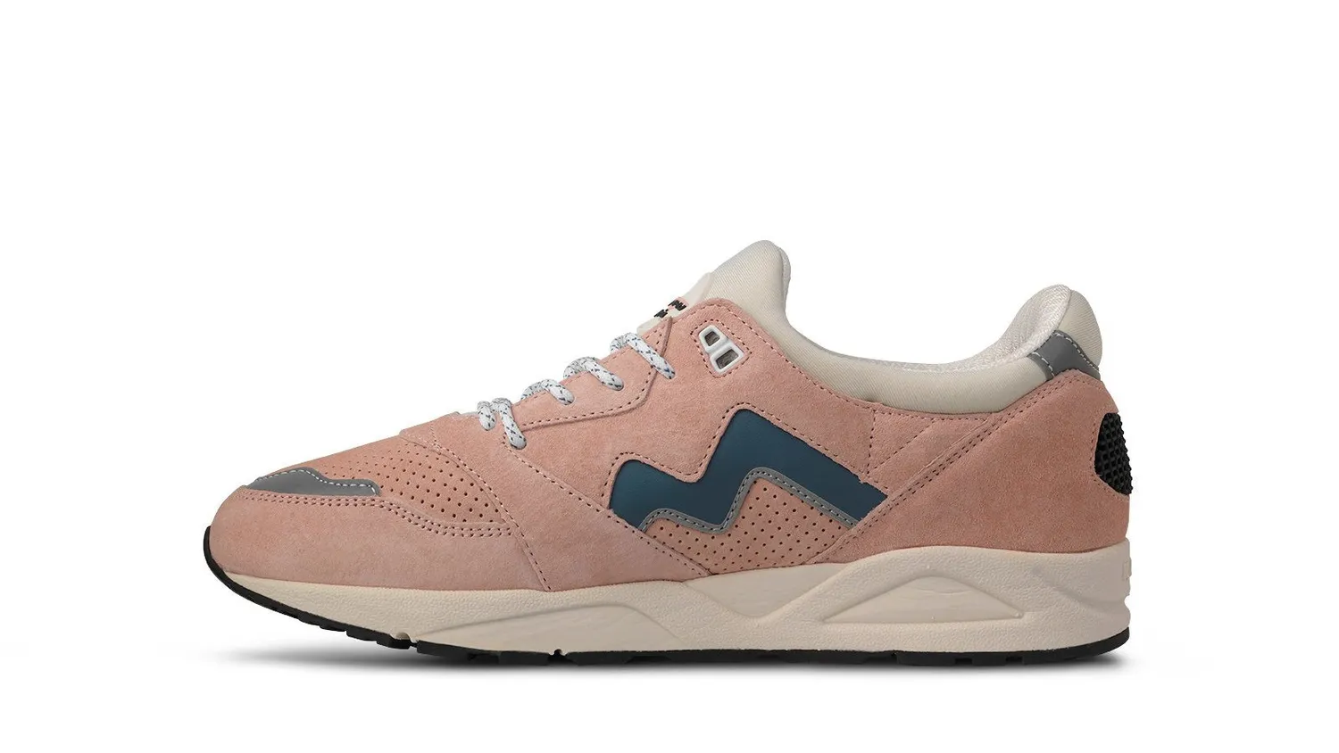 Karhu Aria 95 sneakers Cameo Rose Blue Mirage traforate