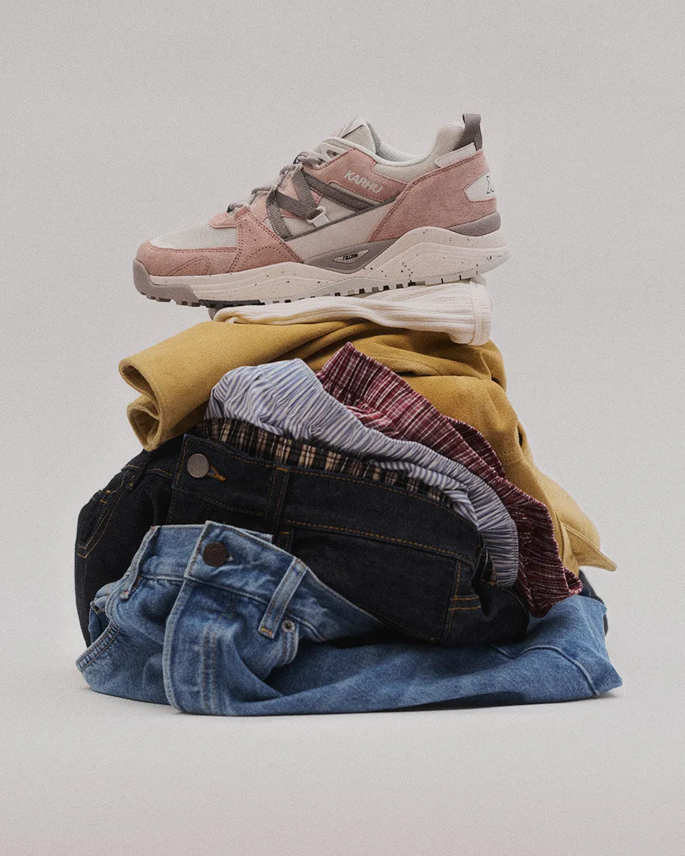 Karhu Fusion XC Adobe Rose sneakers Dark Gull Gray