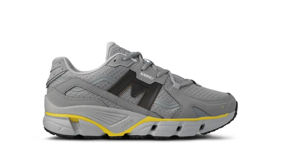 Karhu Super Fulcrum sneakers Gray Reflective Jet Black