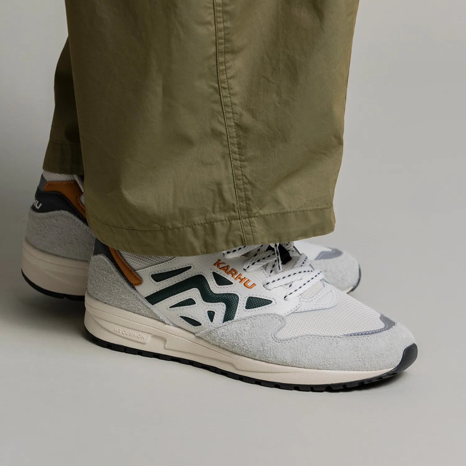 Karhu Legacy 96 Foggy Dew sneakers in pelle verde arancio