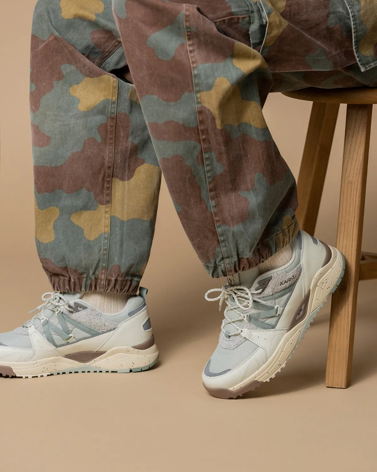 Karhu Fusion XC sneakers Icicle Wrought Iron pelle