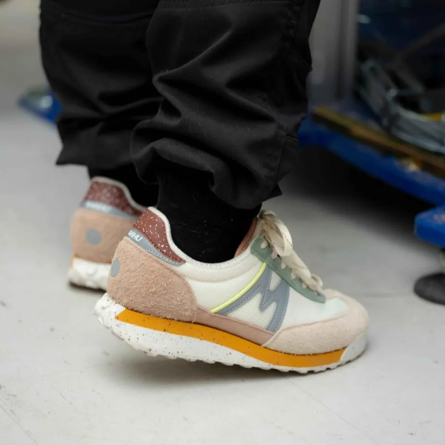 Karhu Mestari Control sneakers turtledove molkky pack